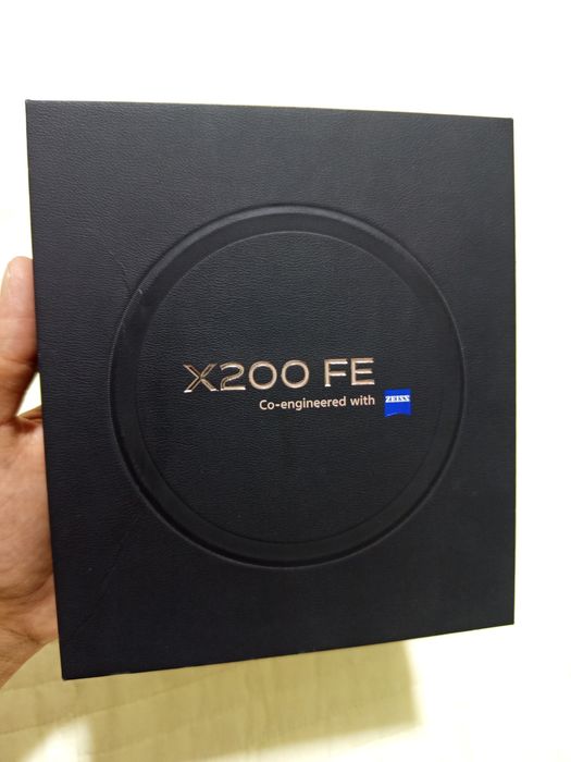 VIVO X200 FE Global versiya
