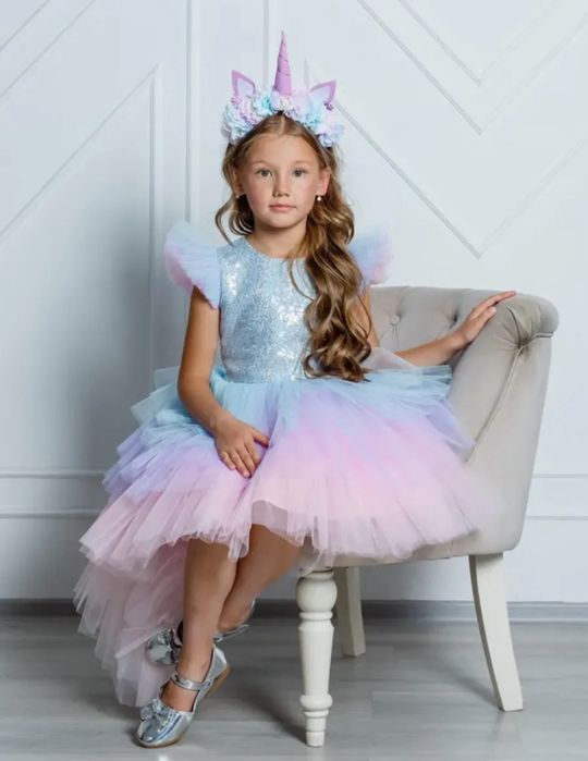 Продам платье на девочку.