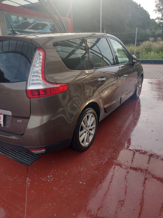 Renault Megan Șcenic 15 dci