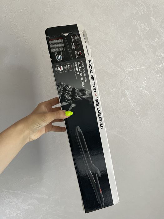 Плойка Rowenta x Karl Lagerfeld CF321LF0