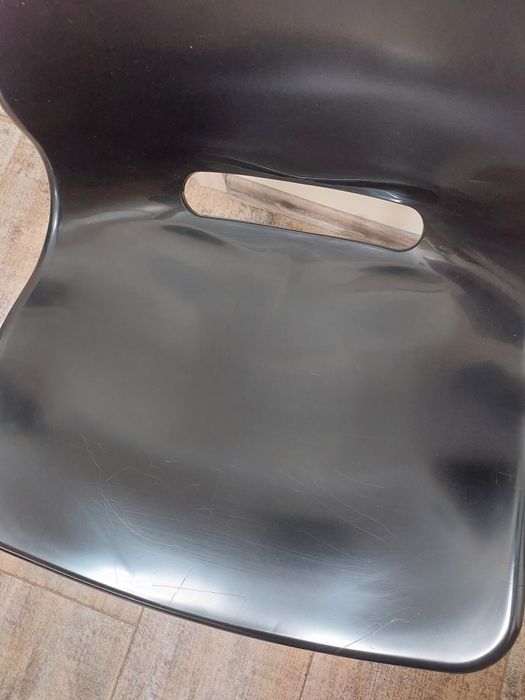 Писалище, бюро със стол