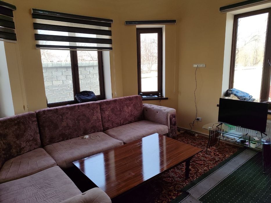 Ховли уй срочно сотилади