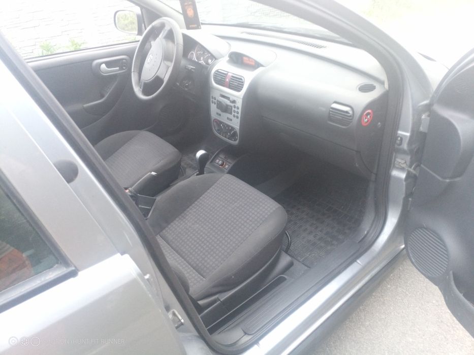 Opel Corsa twinport 143548 km automatic!