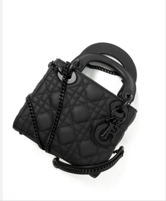 Чанта Mini Lady Dior Ultramatte нова