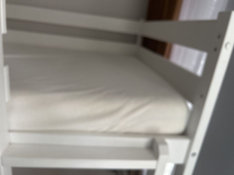 Продом 2-х ярусная  детский кровать