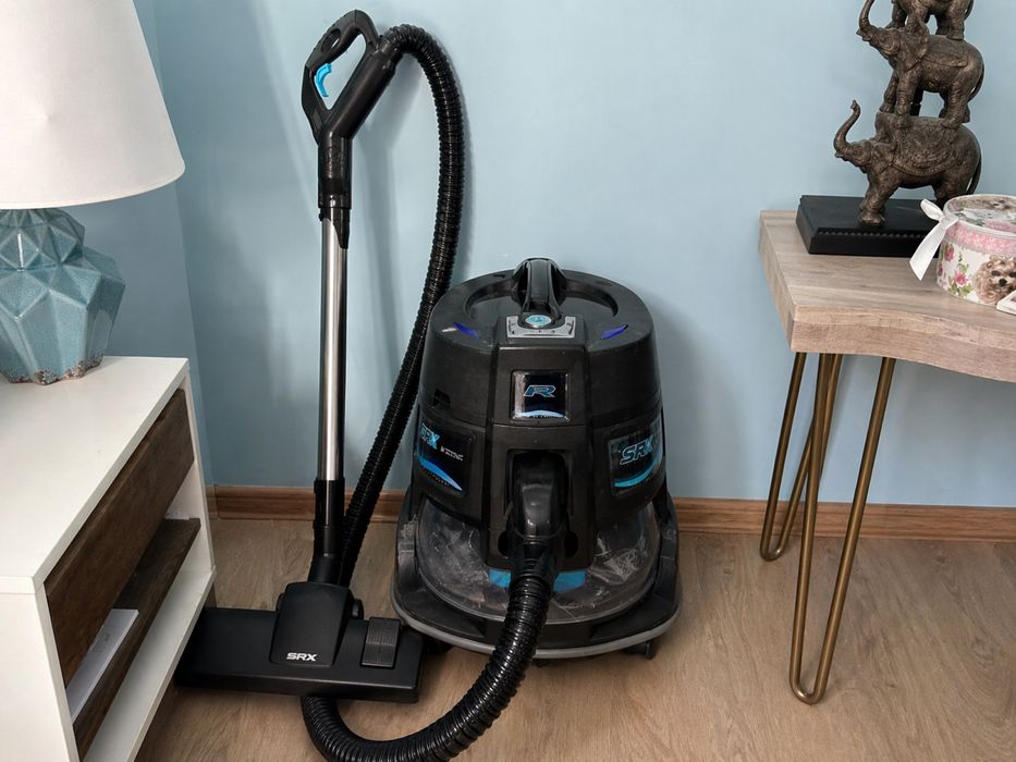 Rainbow SRX прахосмукачка – Премиум клас / Водна филтрация / Отлично състояние