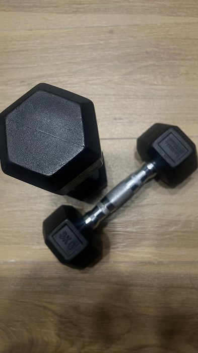 Гантели по  3 кг