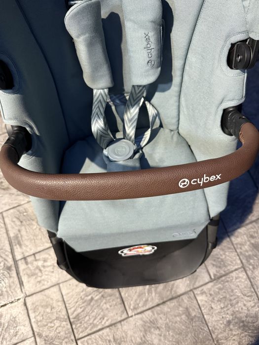 Carucior Cybex EOX LUX 2in1, in stare excelenta.