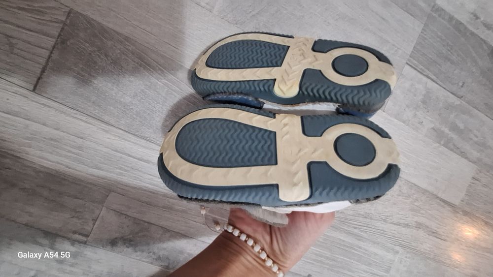 Детски обувки 21 номер