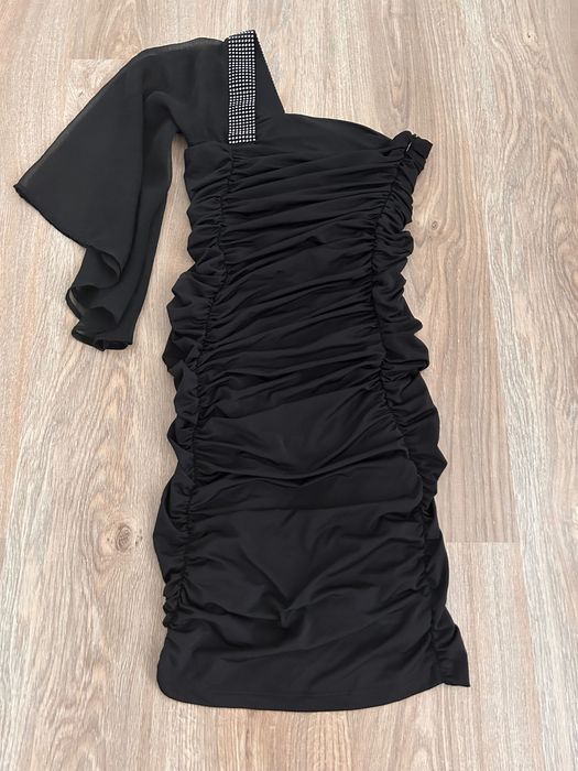 Дамска черна рокля