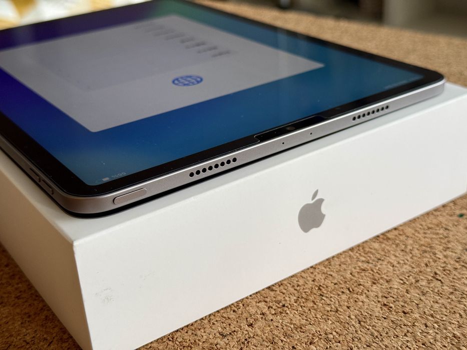 iPad Pro 11" (4th Gen) 2022, Wi-fi, 256 + Apple Pencil 2nd Gen