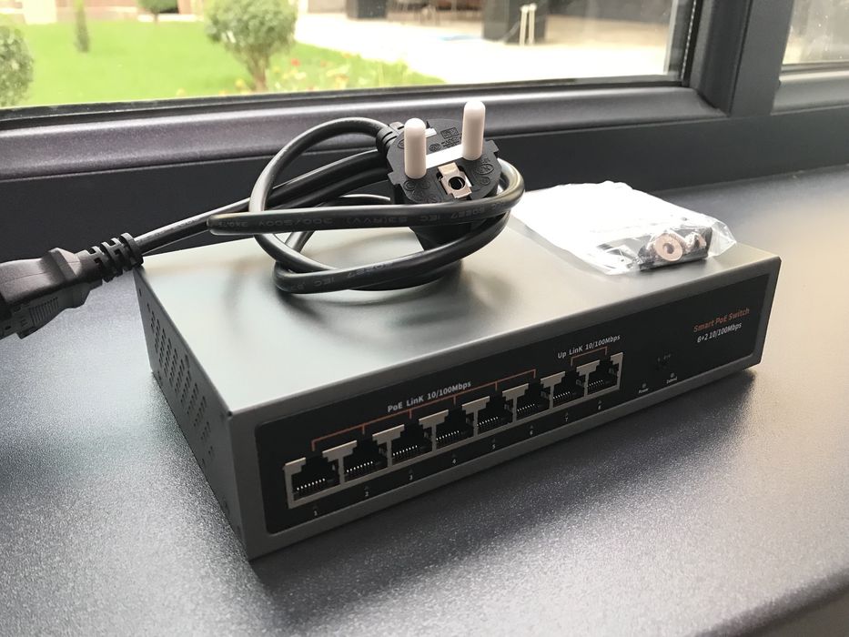 PoE Switch - коммутатор 6+2 (новый)
