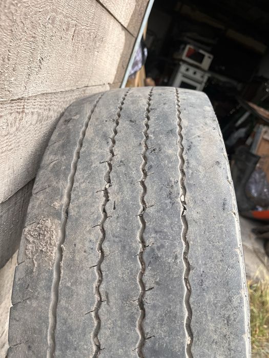 Резина 235/75 R17.5