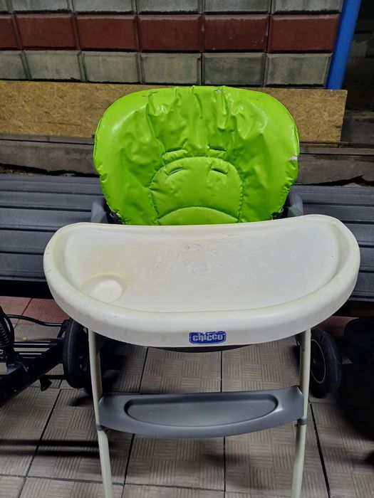 Детский стульчик для кормления