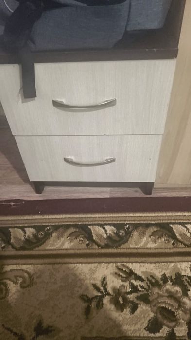 Шкаф-шифоньер продам