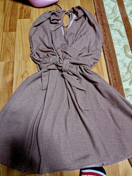 Rochie roz cu sclipici