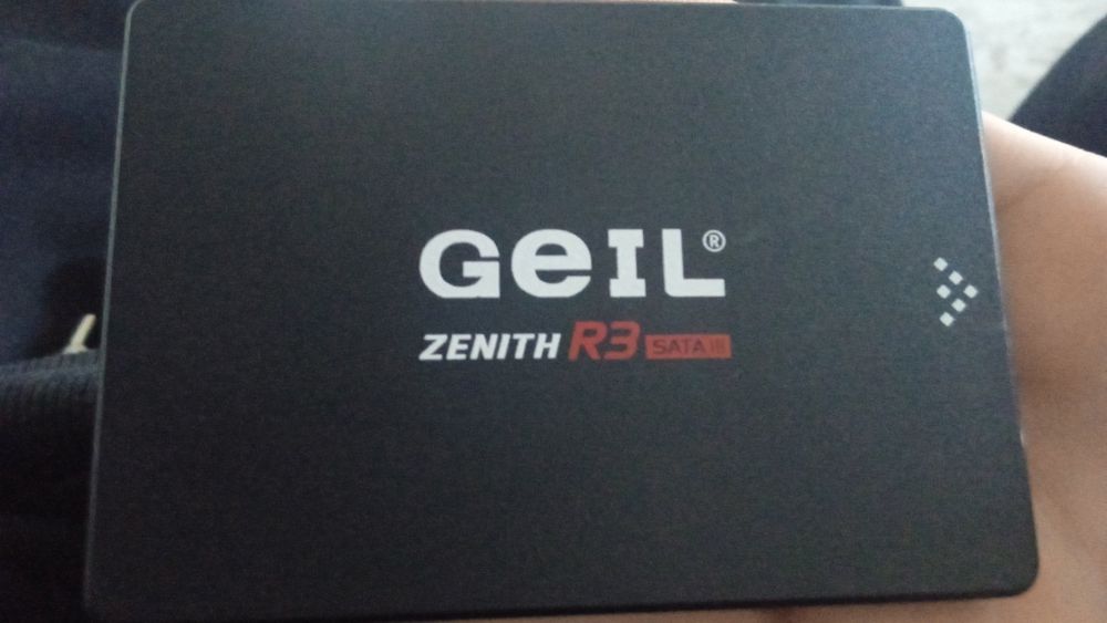 Ссд 128 срочно  сатам