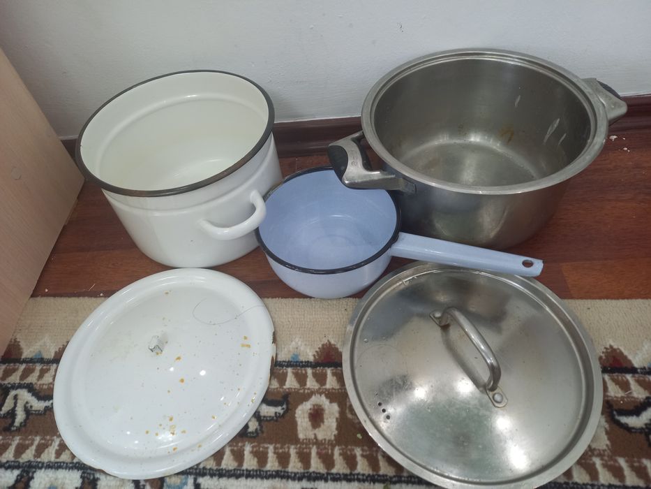 Тарелка, кесе, табак, кастрюль. Бокал