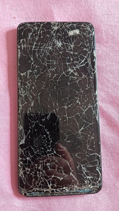 Телефон на запчасти