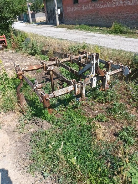 УНЛМ лозарски култиватор