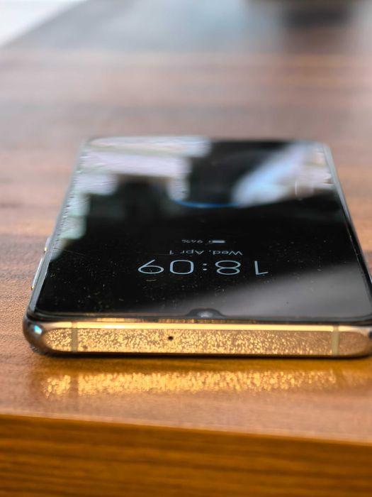 Huawei P30, 128GB, Две SIM карти, 40MP, Breathing Crystal - КАТО НОВ!