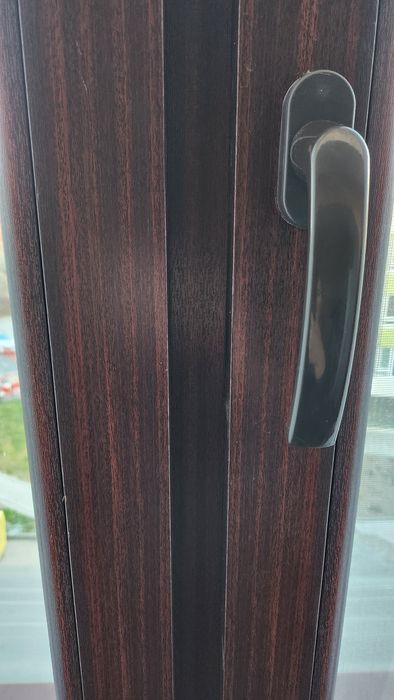 Продавам използвана PVC дограма