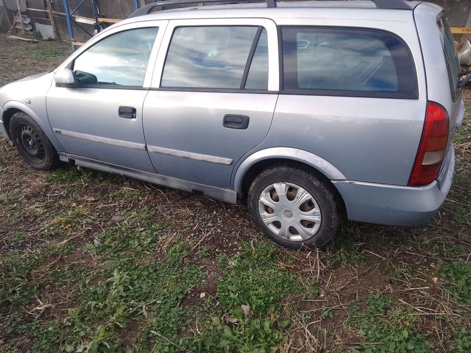 Dezmembrez Opel Astra g 1.7 Dti Anul 2001