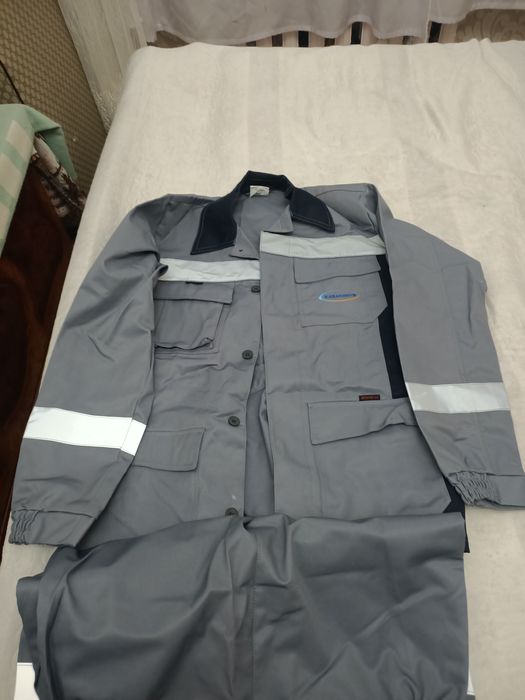 Продается спец. одежда