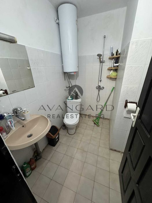 Продава се Тристаен апартамент в Пловдив, Център - 51 кв.м за 1800 €/кв.м - Снимка #6