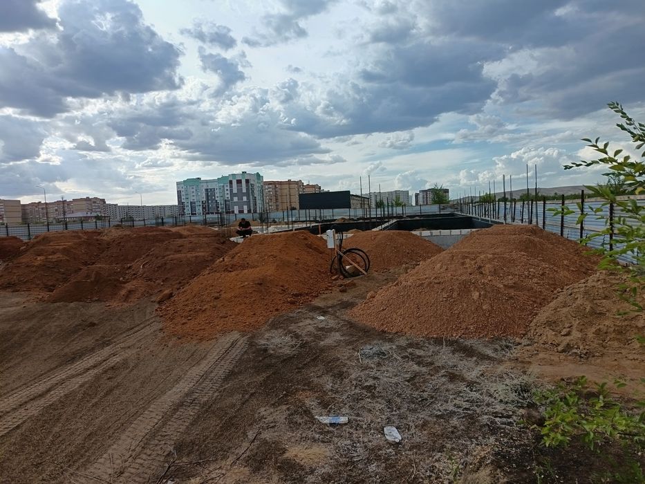 Грунт, песок,балласт, щебень