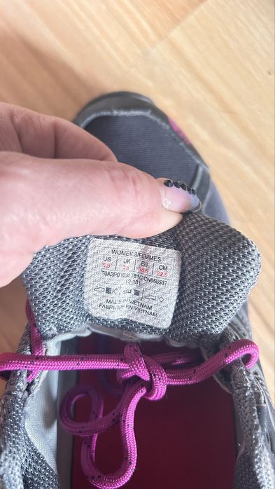 Nord Face маратонки за планина