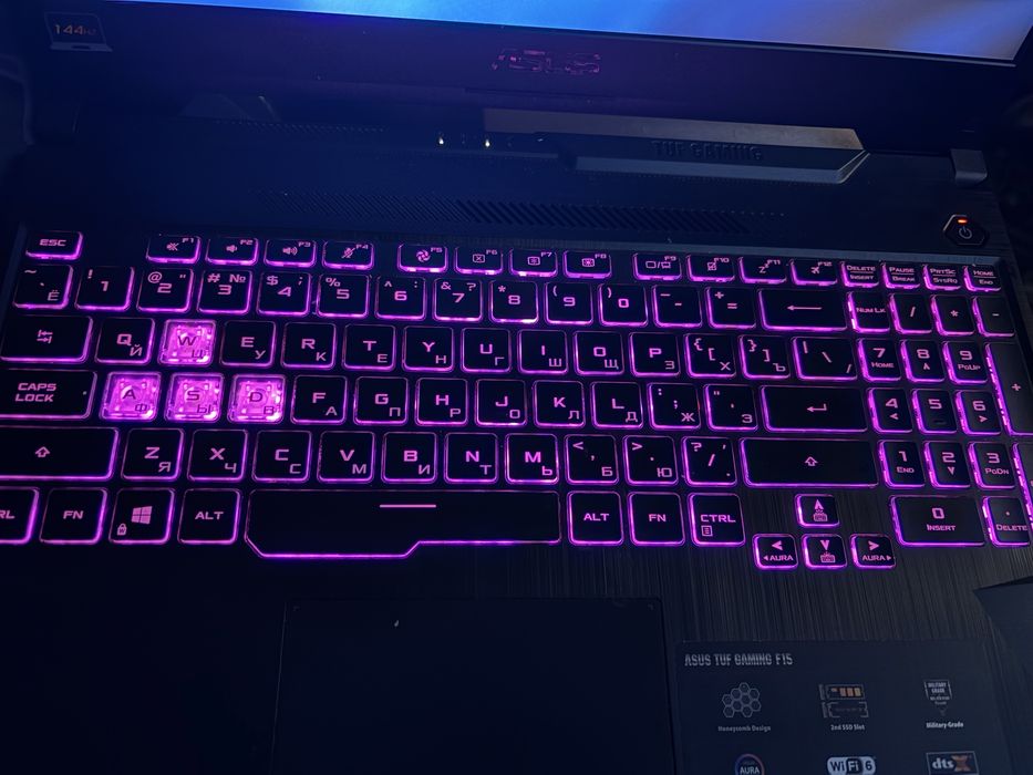 Продам ноутбук..