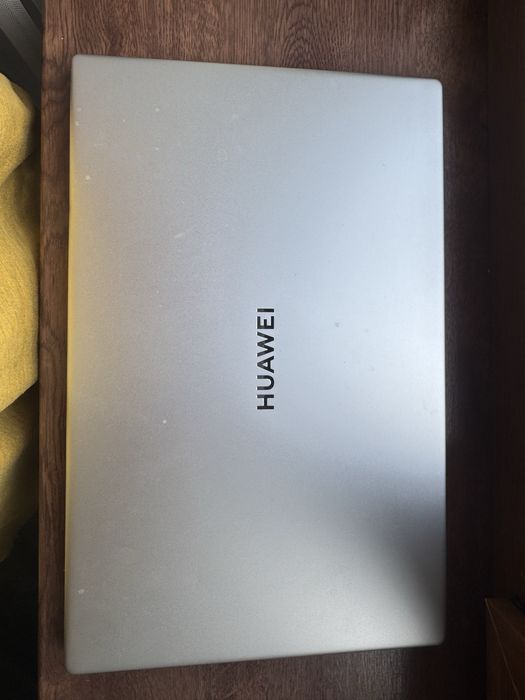 Ноутбук Huawei MateBook D 15 (Intel Core i5 / 8GB)