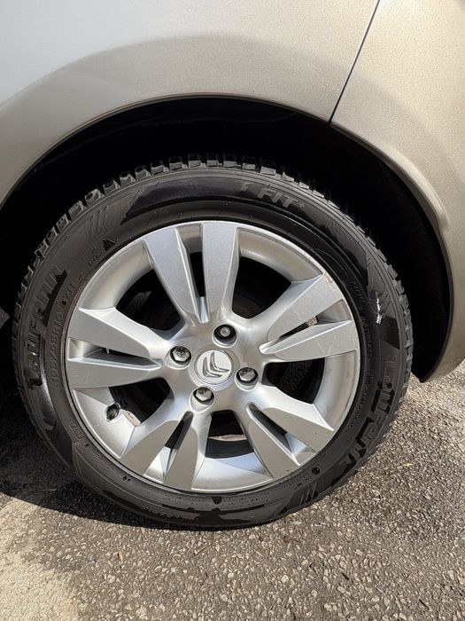 Citroen DS3 1.4 бензин