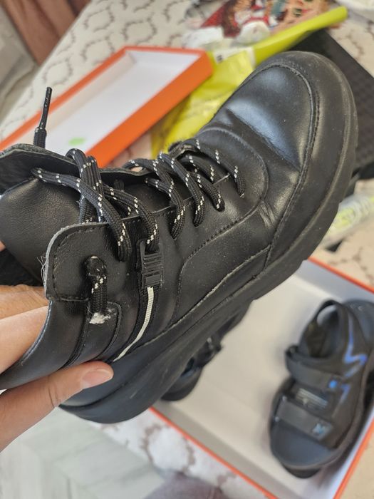 Продам женские вещи и обувь.