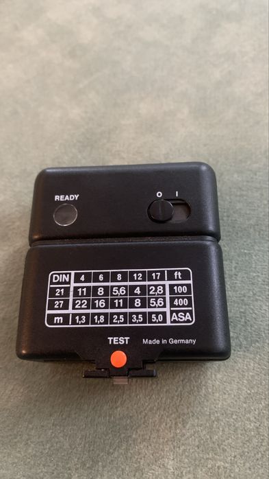 Flash (blitz/bliț) Unomat top hot shoe