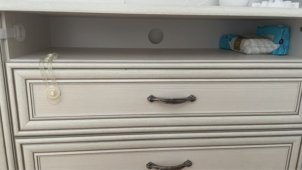 Тумба под телевизор