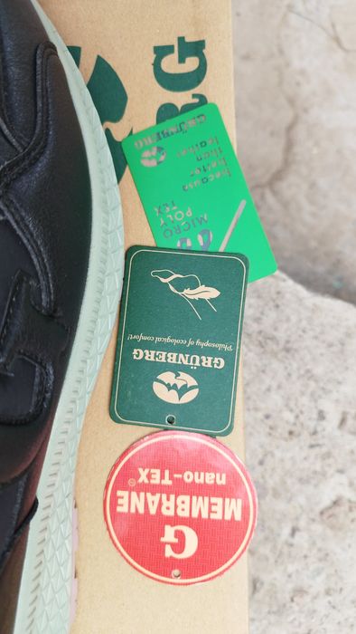 GRUNBERG кроссовки 40 (26см)