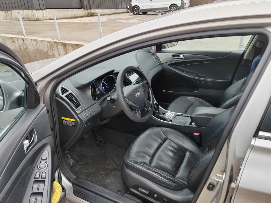 Hyundai sonata 2.0 hibrid