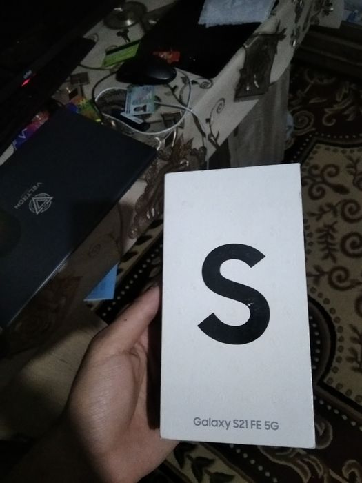 srochno samsung s21 Fe 12/256 5G vetnam sotiladi