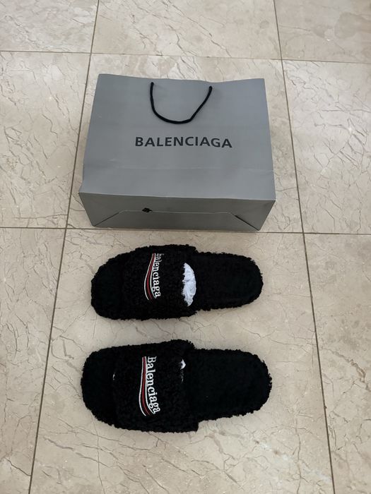 Balenciaga Slides