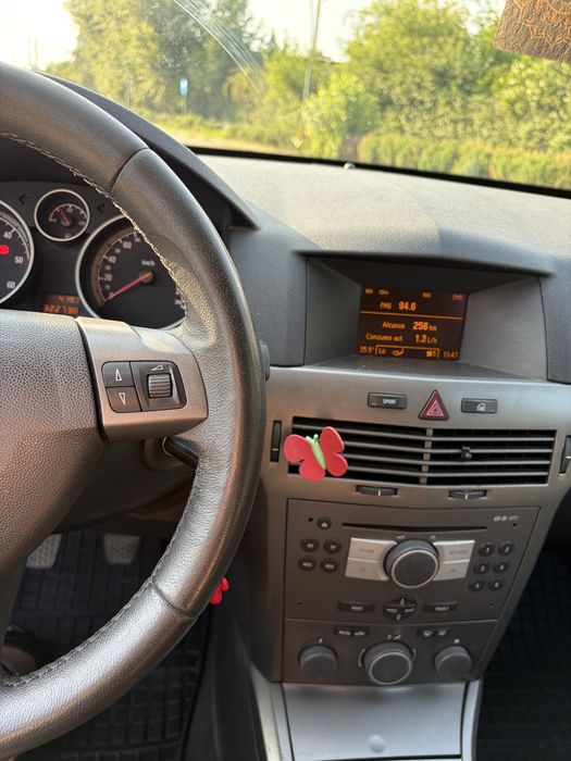 OPEL Astra 2006 — imagine 4