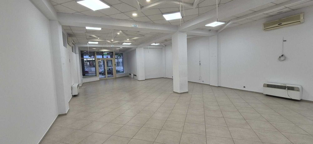 Spatiu Comercial Ultracentral , Parter de Inchiriat