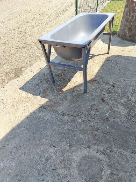 Adăpătoare, Adăpat oi, miei, viței, cai, vaci, capre