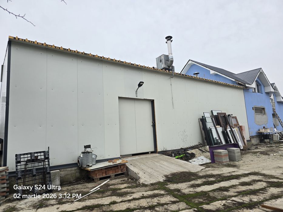 Inchiriez hala pt depozitare