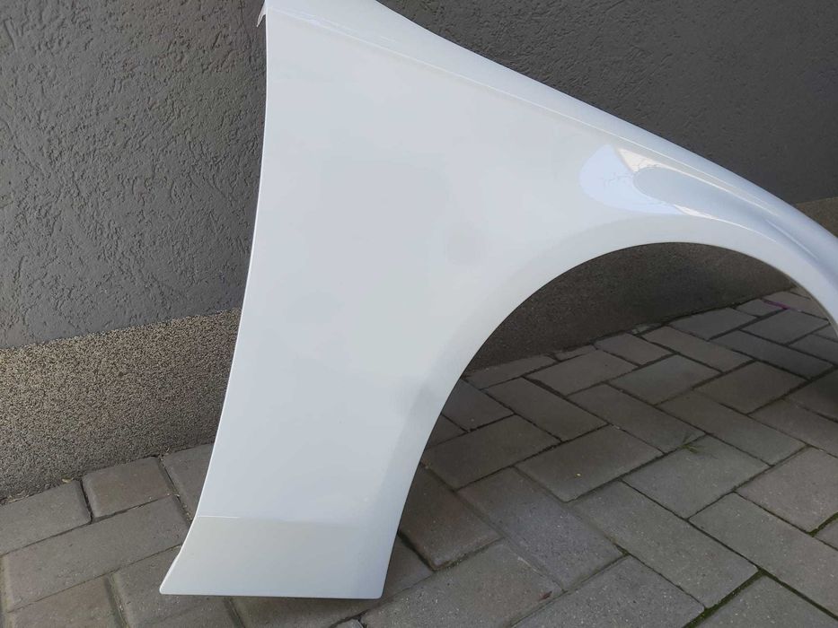 Aripa Fata Dreapta Audi A4 B8 An 2007-2011 Vopsita Alb