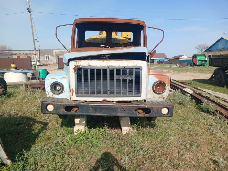 Продам.ГАЗ 3307.БЕНЗАВОЗ