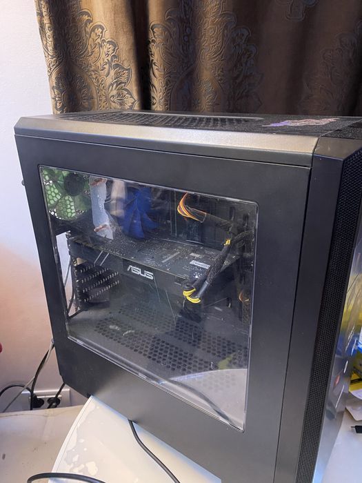 Vand Pc Gaming BugetURGENT !