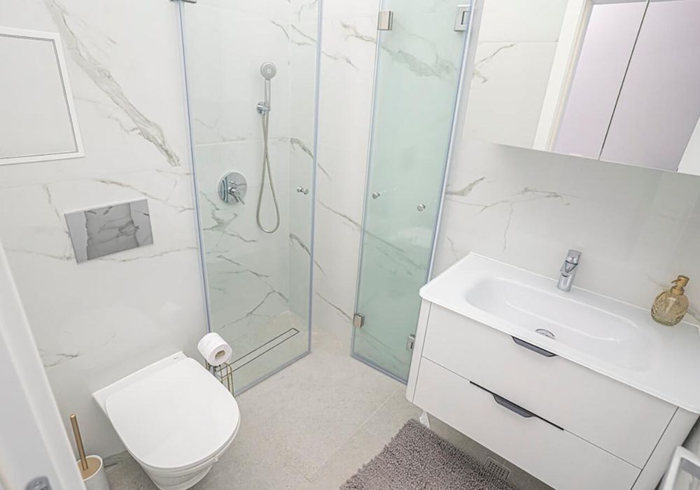 Дава се под наем Двустаен апартамент в Пловдив, Христо Смирненски - 75 кв.м за 550 € - Снимка #4