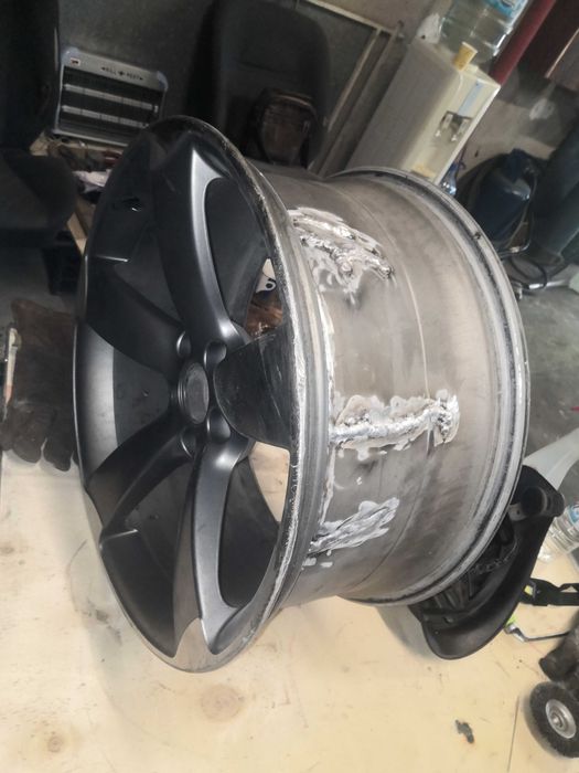 Заварчик АРГОНОВО Заваряване и ИЗПРАВЯНЕ НА джанти